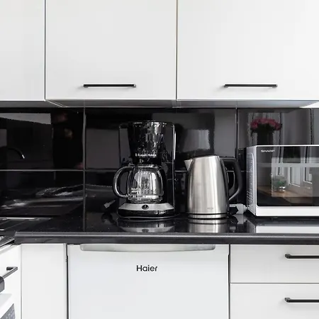 Podczele By Renters Apartament *